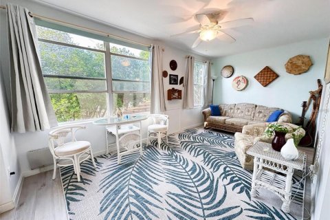 Condo in Clearwater, Florida, 2 bedrooms  № 1781279 - photo 22