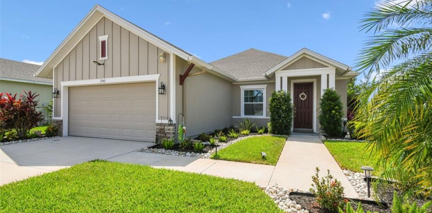 Villa ou maison à Clermont, Floride 3 chambres, 199.28 m2 № 1745074