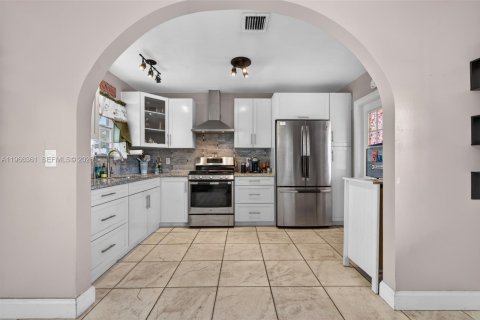 Villa ou maison à vendre à Davie, Floride: 3 chambres, 110 m2 № 2027926 - photo 7