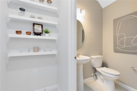 Townhouse in TOHOQUA in Kissimmee, Florida 4 bedrooms, 164.44 sq.m. № 2166874 - photo 14