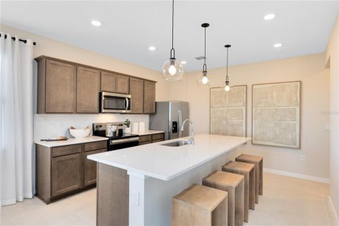 Townhouse in TOHOQUA in Kissimmee, Florida 4 bedrooms, 164.44 sq.m. № 2166874 - photo 5