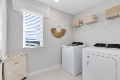 Townhouse in TOHOQUA in Kissimmee, Florida 4 bedrooms, 164.44 sq.m. № 2166874 - photo 28