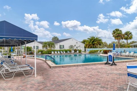 Condo in Bradenton, Florida, 2 bedrooms  № 1732951 - photo 27