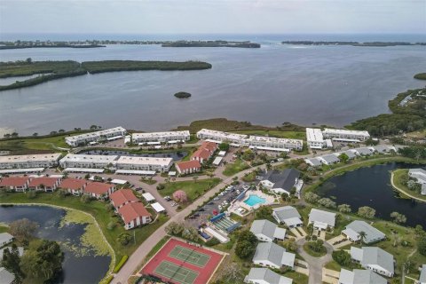 Condo in Bradenton, Florida, 2 bedrooms  № 1732951 - photo 1