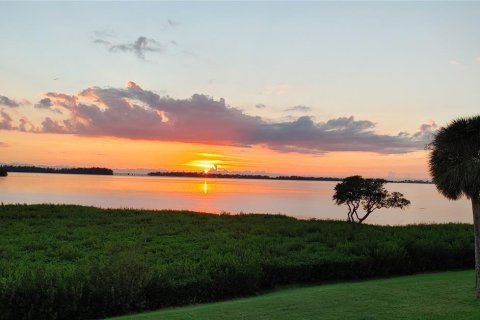 Condo in Bradenton, Florida, 2 bedrooms  № 1732951 - photo 4