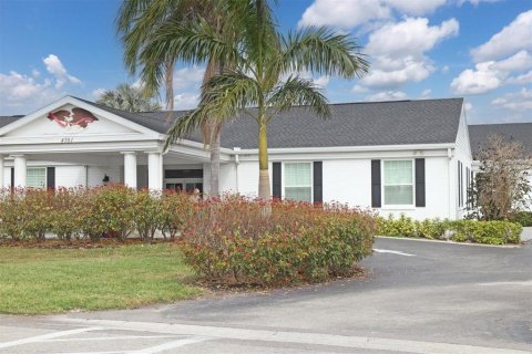 Condo in Bradenton, Florida, 2 bedrooms  № 1732951 - photo 25