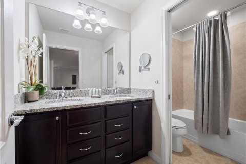 Villa ou maison à vendre à Kissimmee, Floride: 8 chambres, 375.42 m2 № 2133226 - photo 30