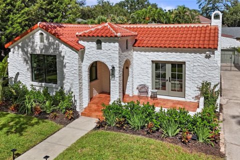 Casa en Tampa, Florida 3 dormitorios, 162.39 m2 № 2429063
