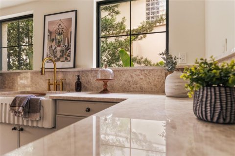 Casa en venta en Tampa, Florida, 3 dormitorios, 162.39 m2 № 2429063 - foto 13