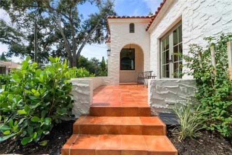 Casa en venta en Tampa, Florida, 3 dormitorios, 162.39 m2 № 2429063 - foto 3