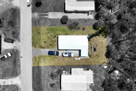 Apartment in Englewood, Florida 1 bedroom, 67.63 sq.m. № 1901699 - photo 1