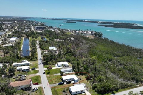 Apartment in Englewood, Florida 1 bedroom, 67.63 sq.m. № 1901699 - photo 4