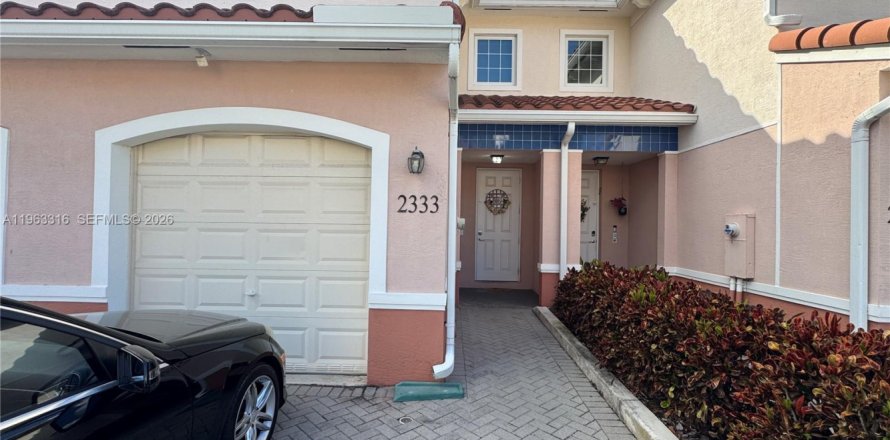 Таунхаус в Помпано-Бич, Флорида 3 спальни, 133.78м2 № 2027747