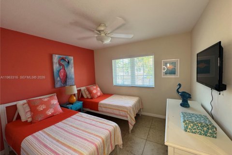 Снять в аренду таунхаус в Помпано-Бич, Флорида 3 спальни, 133.78м2, № 2027747 - фото 22