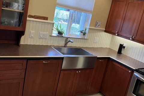House in Bradenton, Florida 2 bedrooms, 91.42 sq.m. № 1901272 - photo 2