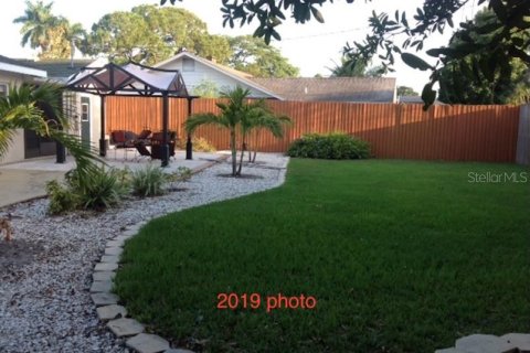 House in Bradenton, Florida 2 bedrooms, 91.42 sq.m. № 1901272 - photo 15