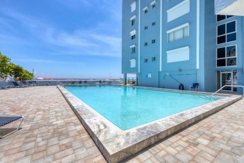 Condominio en venta en Holmes Beach, Florida, 2 dormitorios, 98.2 m2 № 1755474 - foto 27
