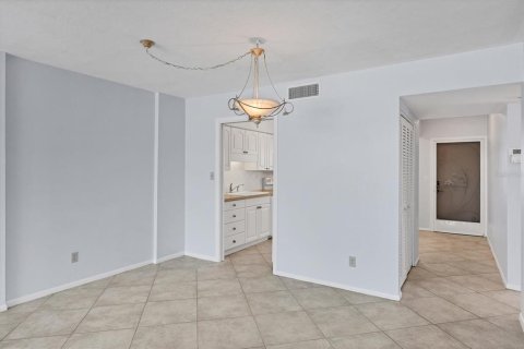 Condominio en venta en Holmes Beach, Florida, 2 dormitorios, 98.2 m2 № 1755474 - foto 16