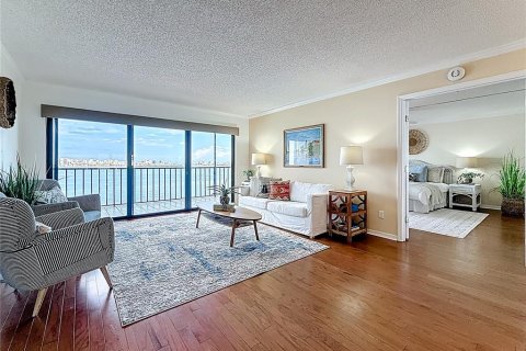 Condo in Clearwater, Florida, 2 bedrooms  № 1880998 - photo 5