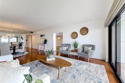 Condo in Clearwater, Florida, 2 bedrooms  № 1880998 - photo 10