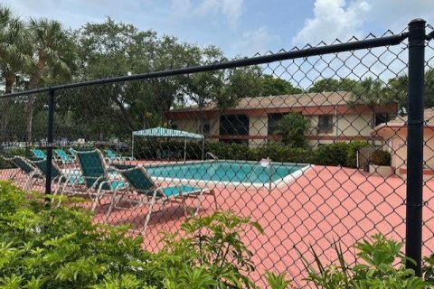 Condo in Coconut Creek, Florida, 3 bedrooms  № 1848985 - photo 25