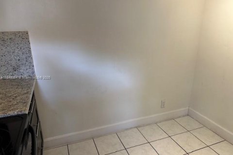 Condo in Coconut Creek, Florida, 3 bedrooms  № 1848985 - photo 5