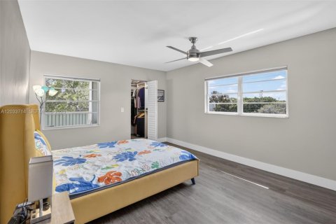 Condo in Pembroke Pines, Florida, 2 bedrooms № 2186096 - photo 15