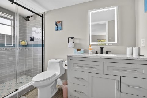 Condo in Pembroke Pines, Florida, 2 bedrooms № 2186096 - photo 21