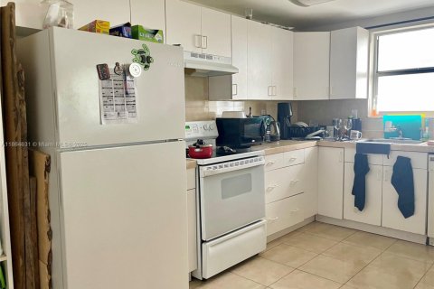 Снять в аренду кондоминиум в Авентура, Флорида 2 спальни, 117.8м2, № 1928276 - фото 6