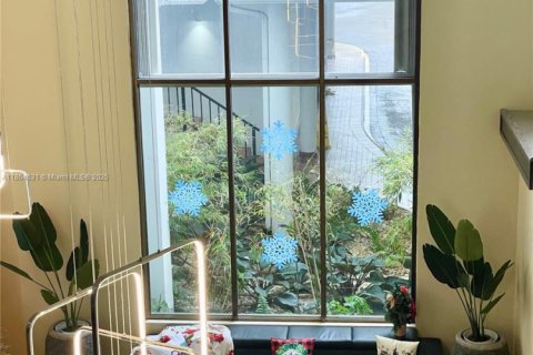 Снять в аренду кондоминиум в Авентура, Флорида 2 спальни, 117.8м2, № 1928276 - фото 15