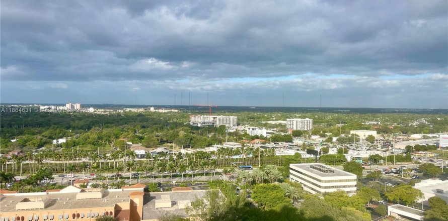 Кондоминиум с 2 спальнями в Авентура, Флорида № 1928276