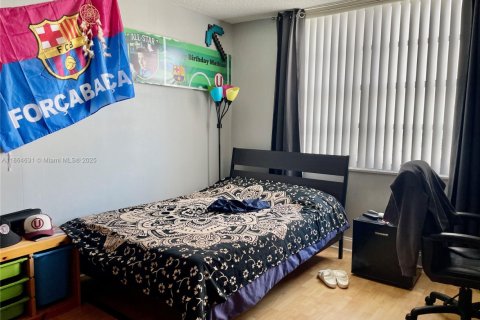 Снять в аренду кондоминиум в Авентура, Флорида 2 спальни, 117.8м2, № 1928276 - фото 12