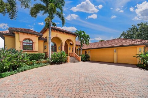 House in Venice, Florida 3 bedrooms, 326.27 sq.m. № 2420372 - photo 7