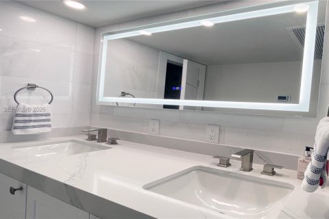 Copropriété à louer à Miami Beach, Floride: 2 chambres, 99.41 m2 № 2008555 - photo 15