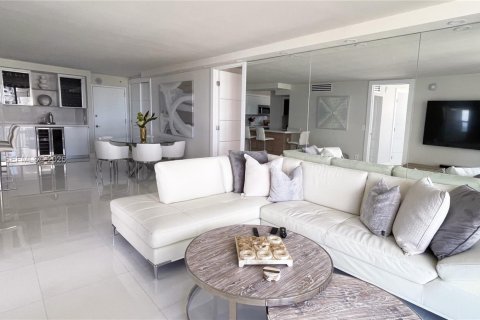 Copropriété à louer à Miami Beach, Floride: 2 chambres, 99.41 m2 № 2008555 - photo 6