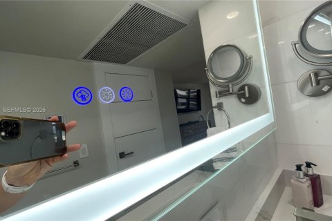 Copropriété à louer à Miami Beach, Floride: 2 chambres, 99.41 m2 № 2008555 - photo 23