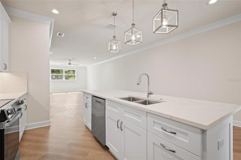 Villa ou maison à vendre à Tarpon Springs, Floride: 3 chambres, 178.93 m2 № 2143300 - photo 10