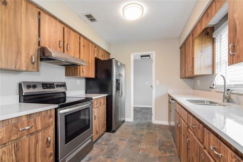 Casa en alquiler en Lakeland, Florida, 3 dormitorios, 153.94 m2 № 1409886 - foto 5