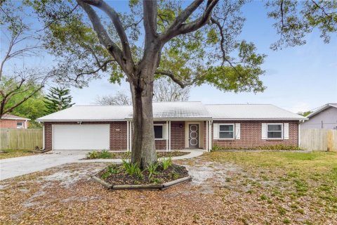Casa en alquiler en Lakeland, Florida, 3 dormitorios, 153.94 m2 № 1409886 - foto 1