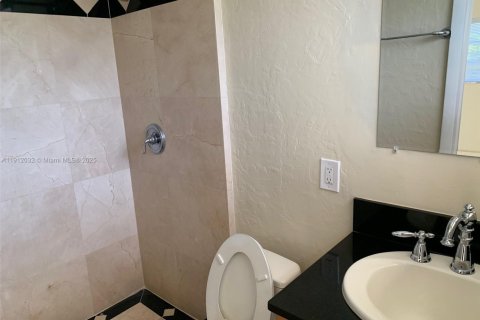 Casa en alquiler en Pompano Beach, Florida, 3 dormitorios, 118.08 m2 № 2013525 - foto 9