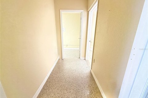 Propiedad comercial en alquiler en Kissimmee, Florida № 1616388 - foto 24