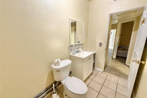 Propiedad comercial en alquiler en Kissimmee, Florida № 1616388 - foto 13