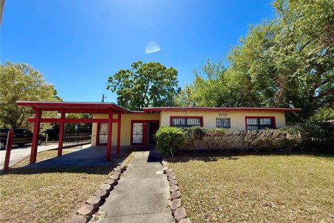 Propiedad comercial en alquiler en Kissimmee, Florida № 1616388 - foto 1