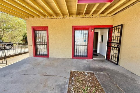 Propiedad comercial en alquiler en Kissimmee, Florida № 1616388 - foto 2