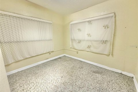 Propiedad comercial en alquiler en Kissimmee, Florida № 1616388 - foto 15