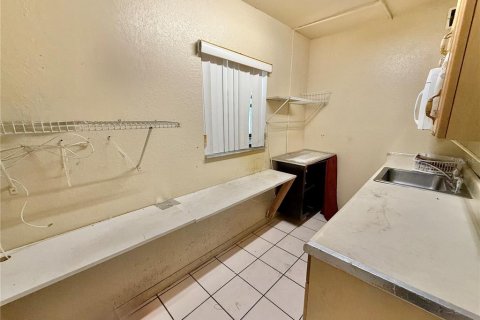 Propiedad comercial en alquiler en Kissimmee, Florida № 1616388 - foto 22