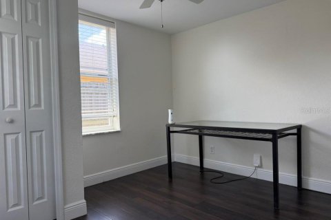 House in Tampa, Florida 3 bedrooms, 115.94 sq.m. № 2140411 - photo 14