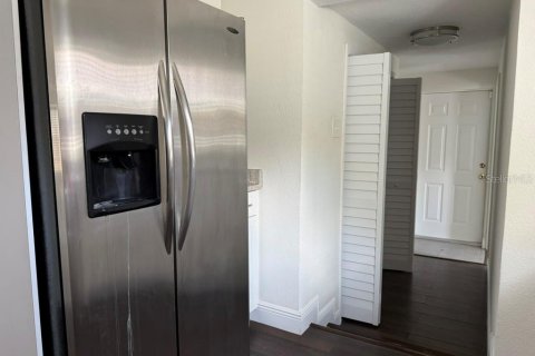 House in Tampa, Florida 3 bedrooms, 115.94 sq.m. № 2140411 - photo 12
