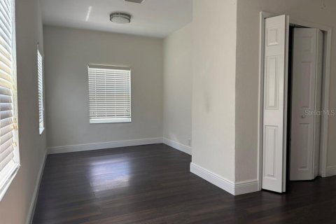 House in Tampa, Florida 3 bedrooms, 115.94 sq.m. № 2140411 - photo 17