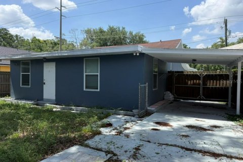 House in Tampa, Florida 3 bedrooms, 115.94 sq.m. № 2140411 - photo 4
